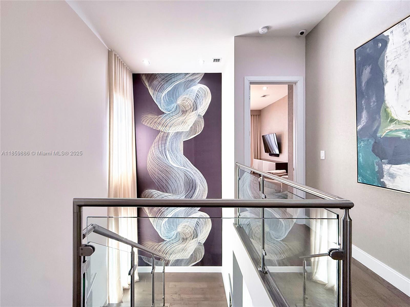 8162 NW 48th Ter Doral, FL 33166