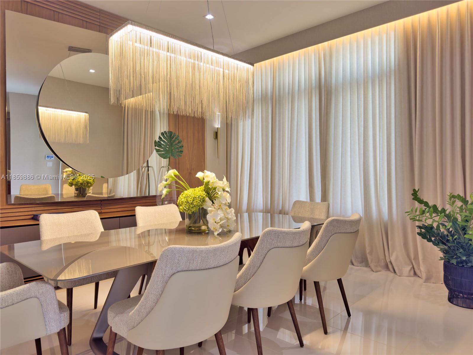 8162 NW 48th Ter Doral, FL 33166