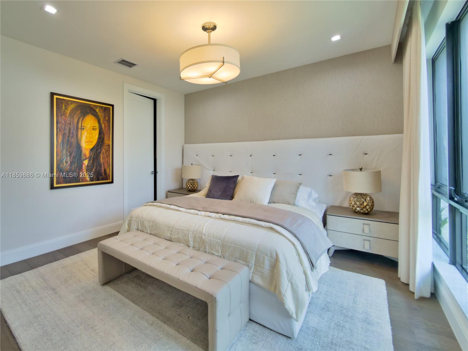 8162 NW 48th Ter Doral, FL 33166