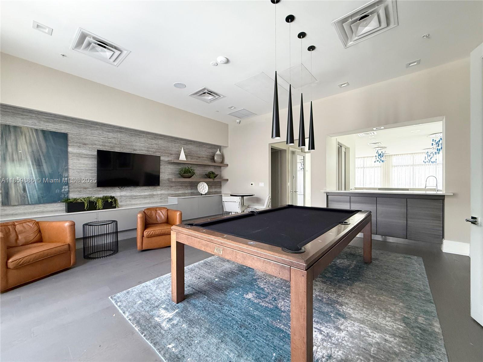 8162 NW 48th Ter Doral, FL 33166