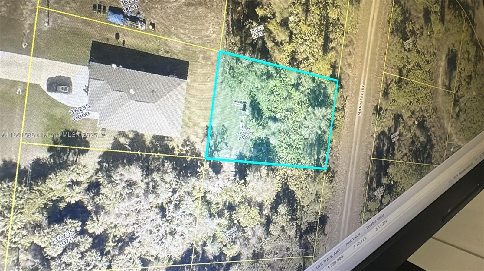 2600 Carol Pl Lehigh Acres, FL 33971 2600 Carol Pl Lehigh Acres, FL 33971