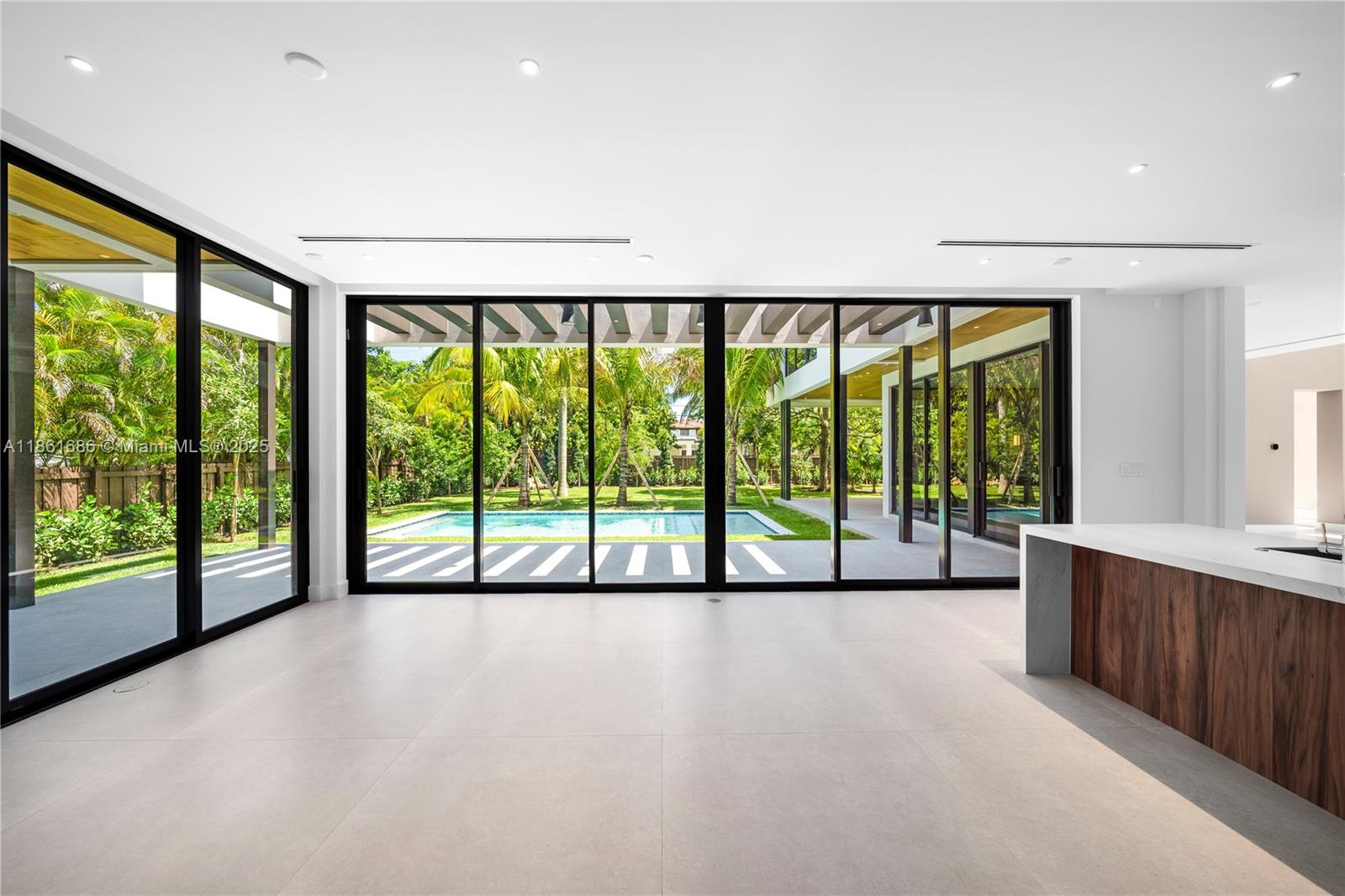 6250 SW 78th St South Miami, FL 33143