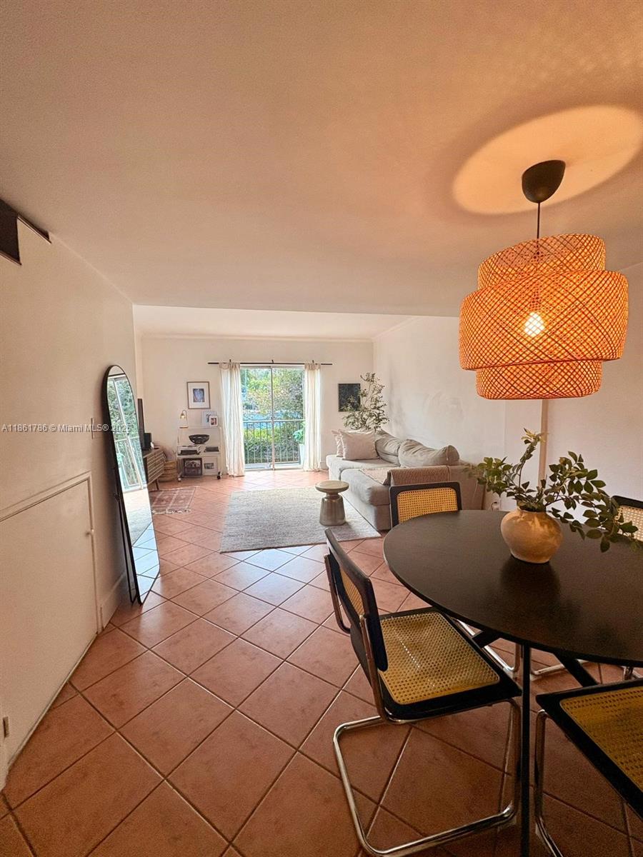 6709 N Kendall Dr #230 Pinecrest, FL 33156