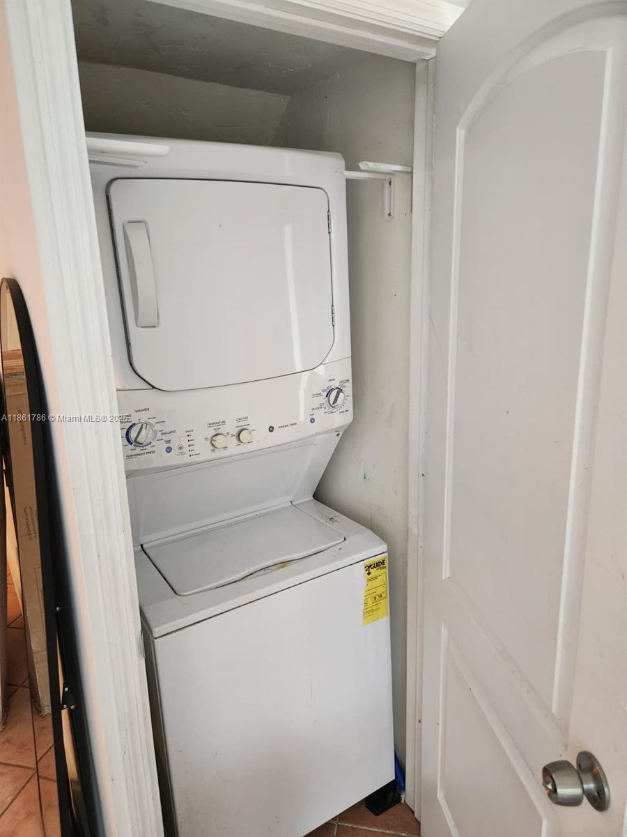 6709 N Kendall Dr #230 Pinecrest, FL 33156