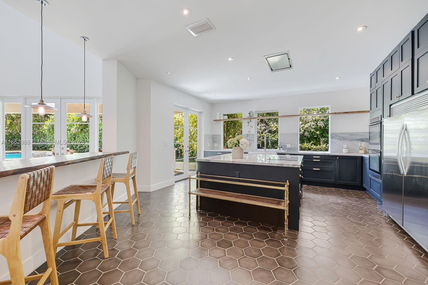 6910 SW 145th Ter Palmetto Bay, FL 33158