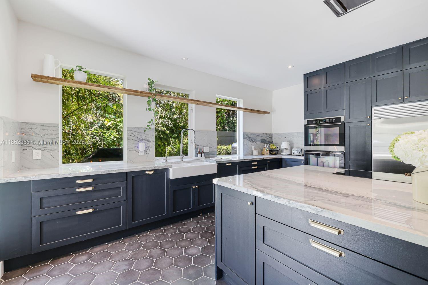 6910 SW 145th Ter Palmetto Bay, FL 33158