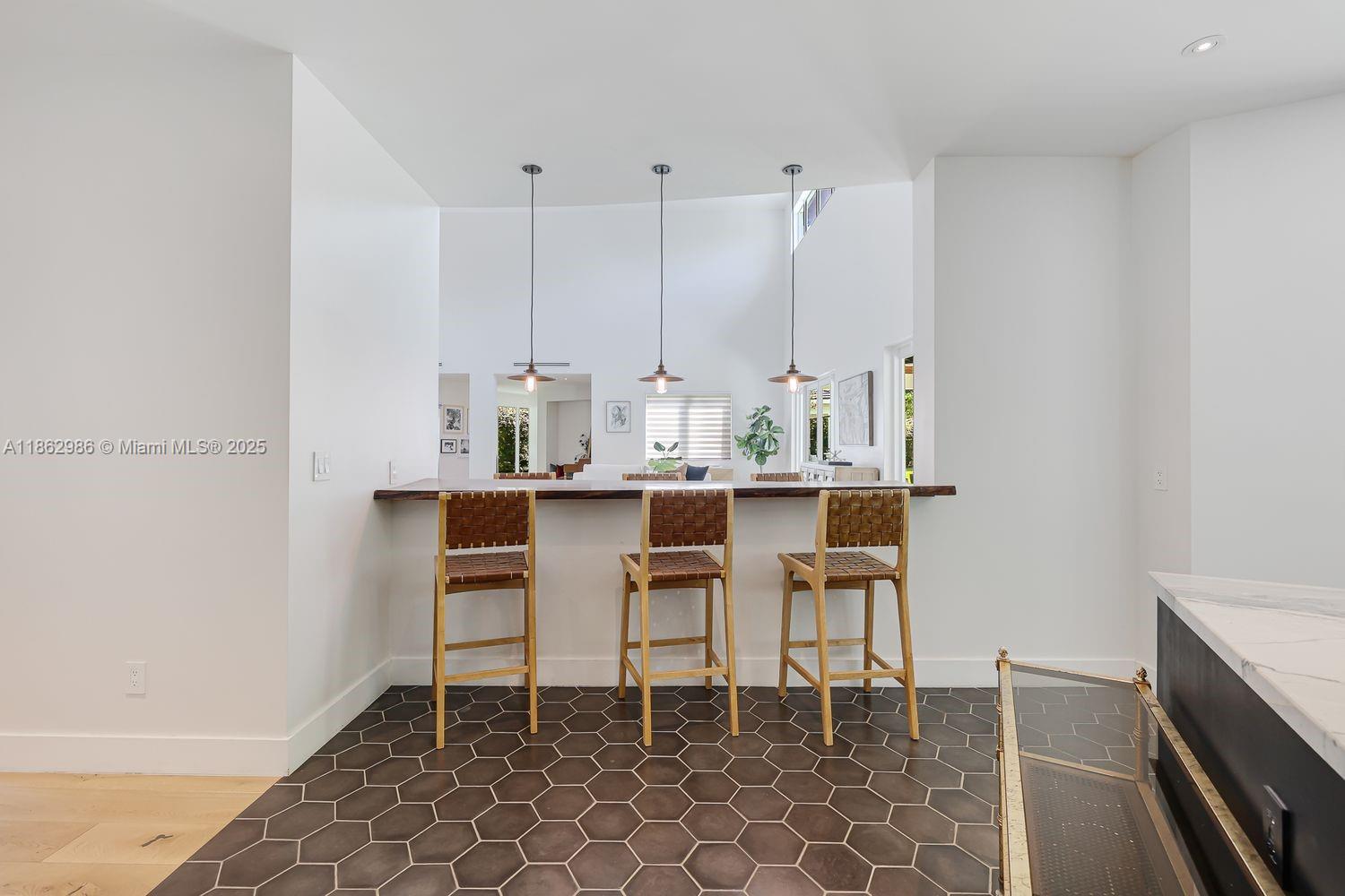 6910 SW 145th Ter Palmetto Bay, FL 33158