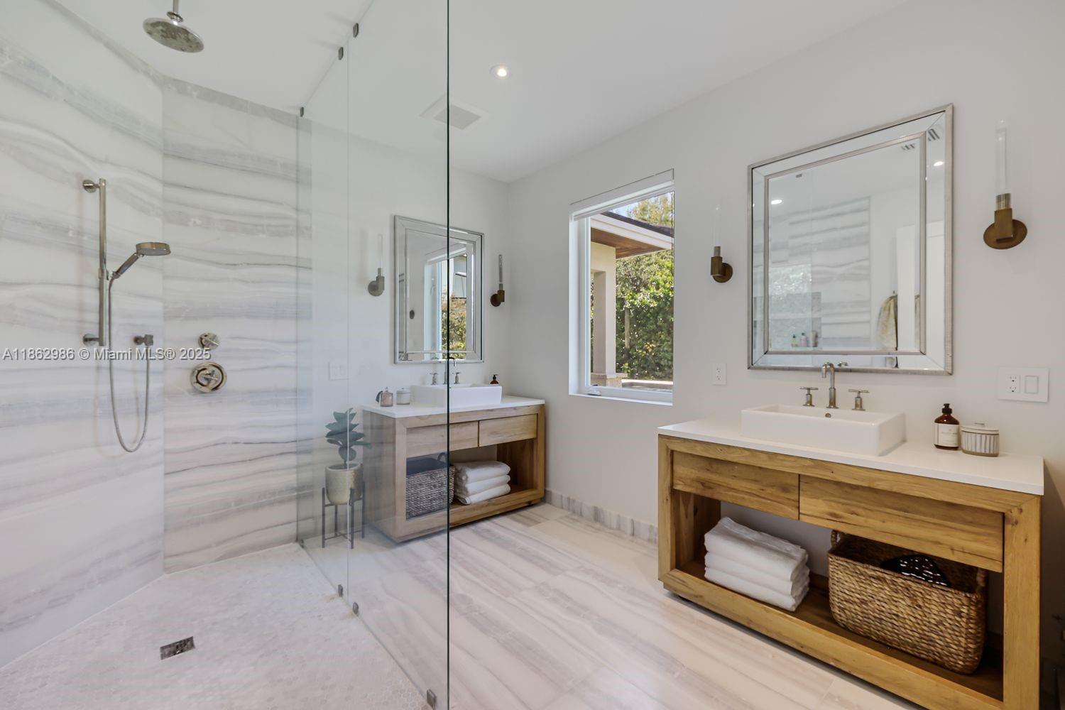 6910 SW 145th Ter Palmetto Bay, FL 33158