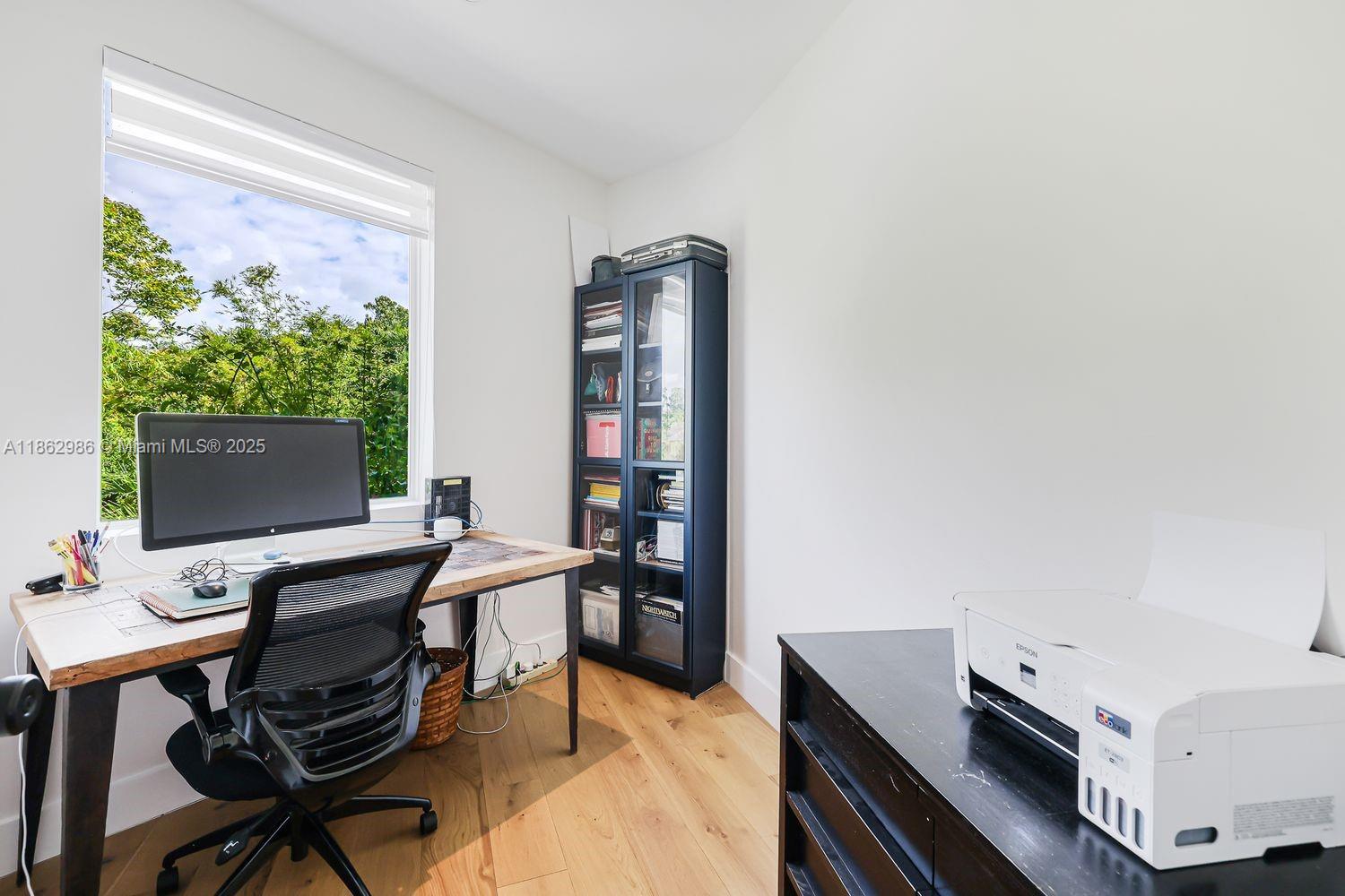 6910 SW 145th Ter Palmetto Bay, FL 33158