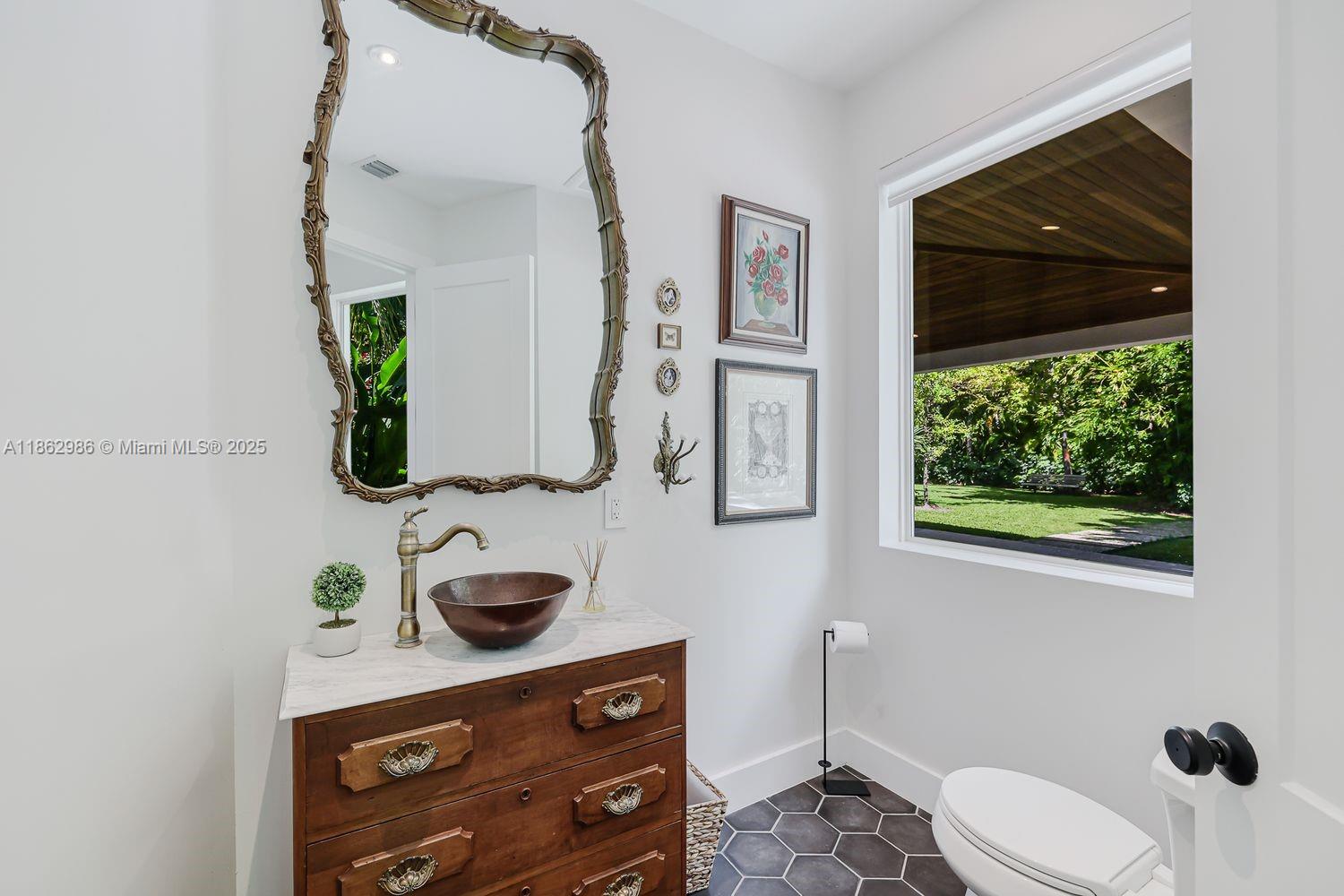 6910 SW 145th Ter Palmetto Bay, FL 33158