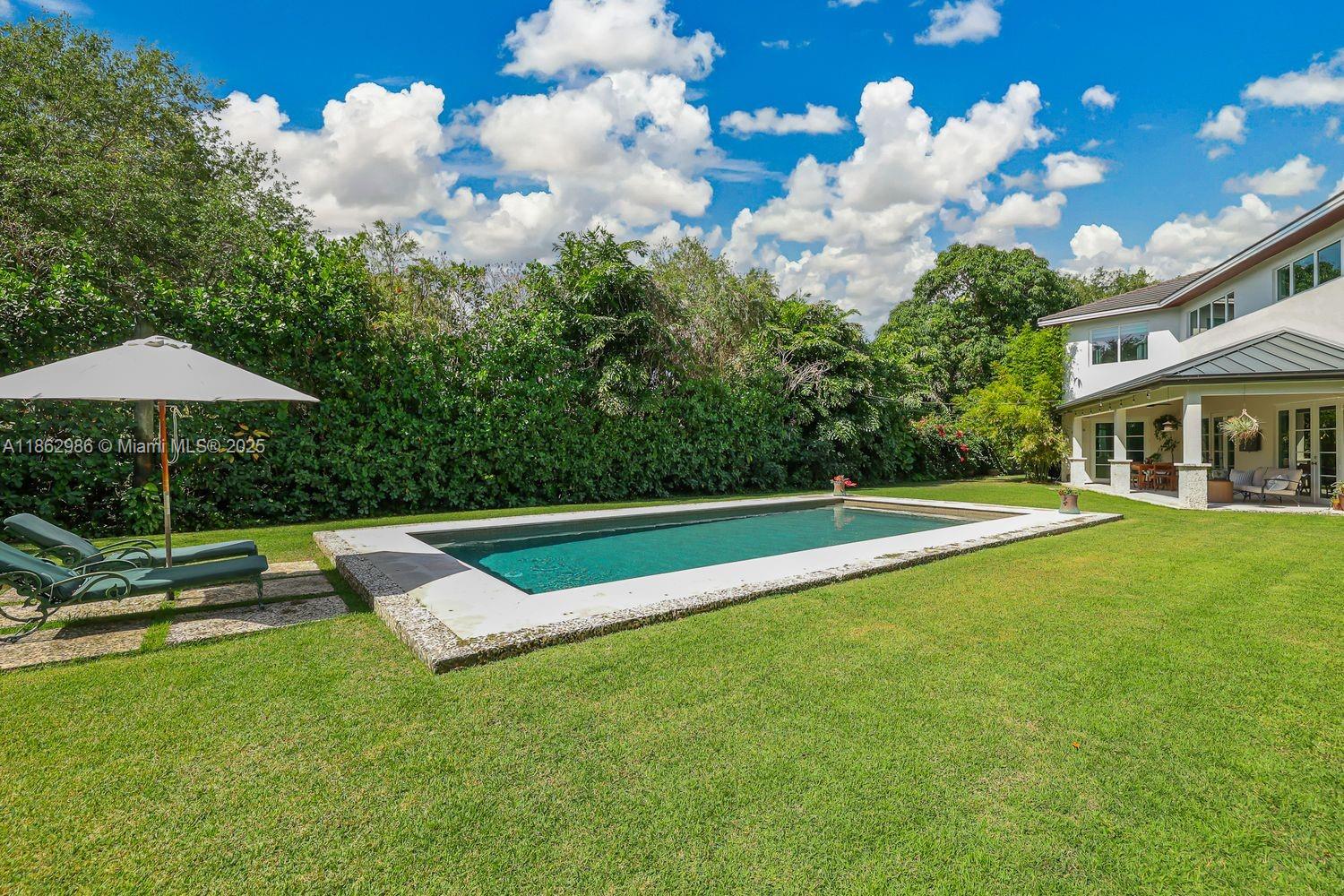 6910 SW 145th Ter Palmetto Bay, FL 33158