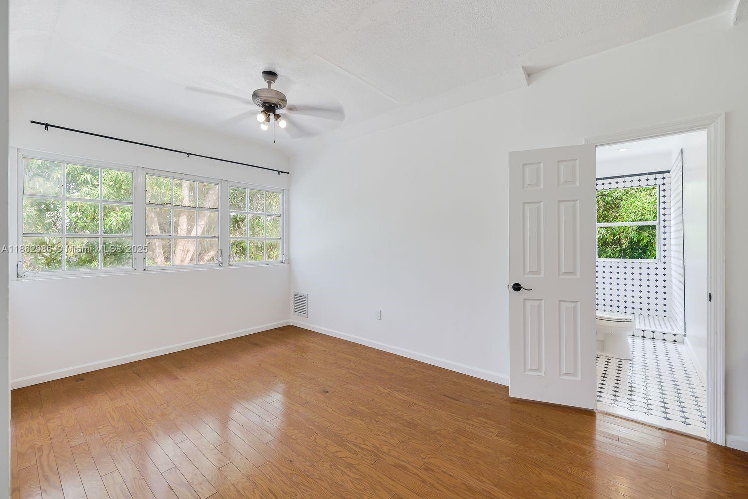 6910 SW 145th Ter Palmetto Bay, FL 33158