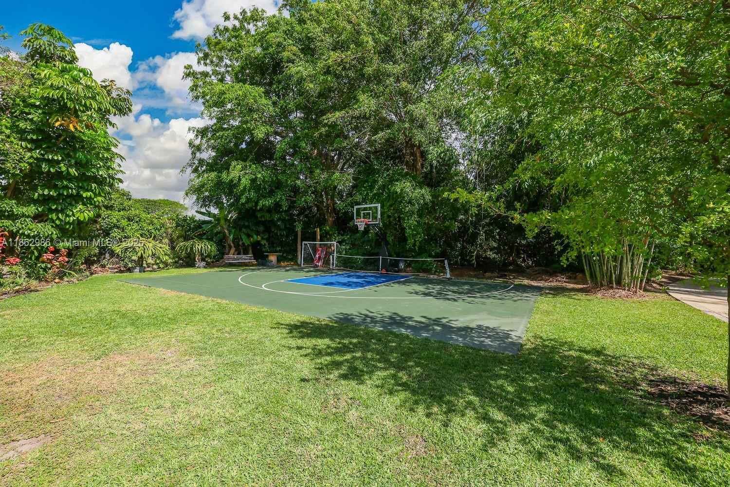 6910 SW 145th Ter Palmetto Bay, FL 33158