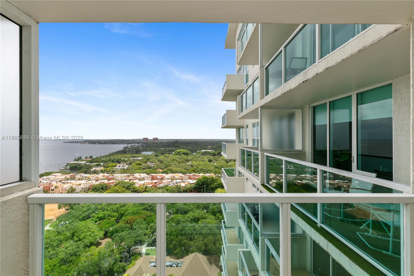 image Mutiny Park/condo2