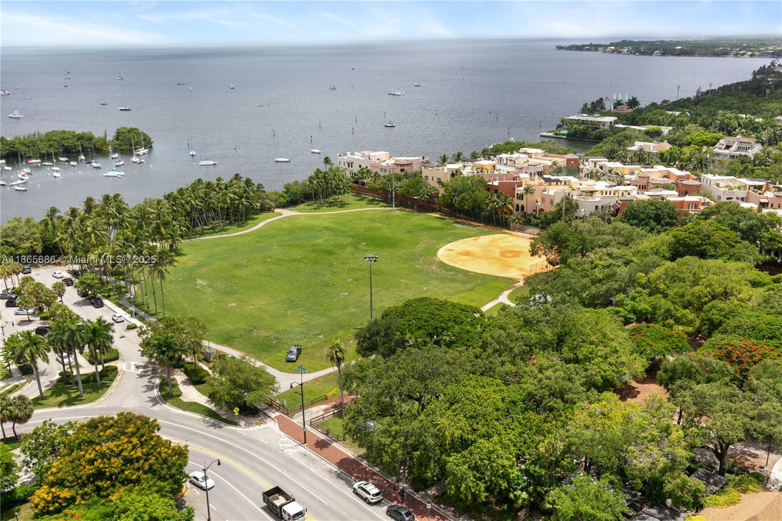 image Mutiny Park/condo4