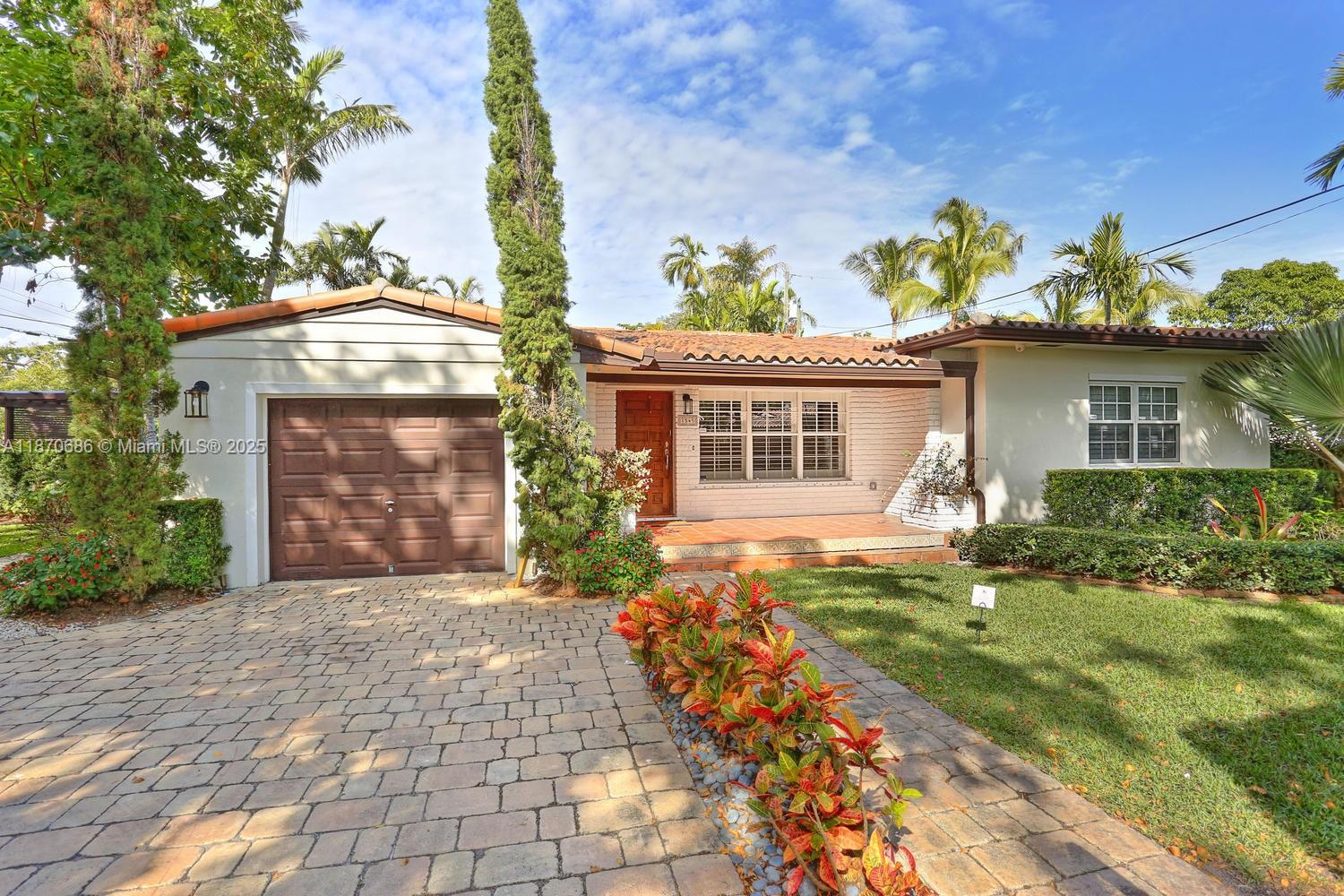 1545 Baracoa Ave