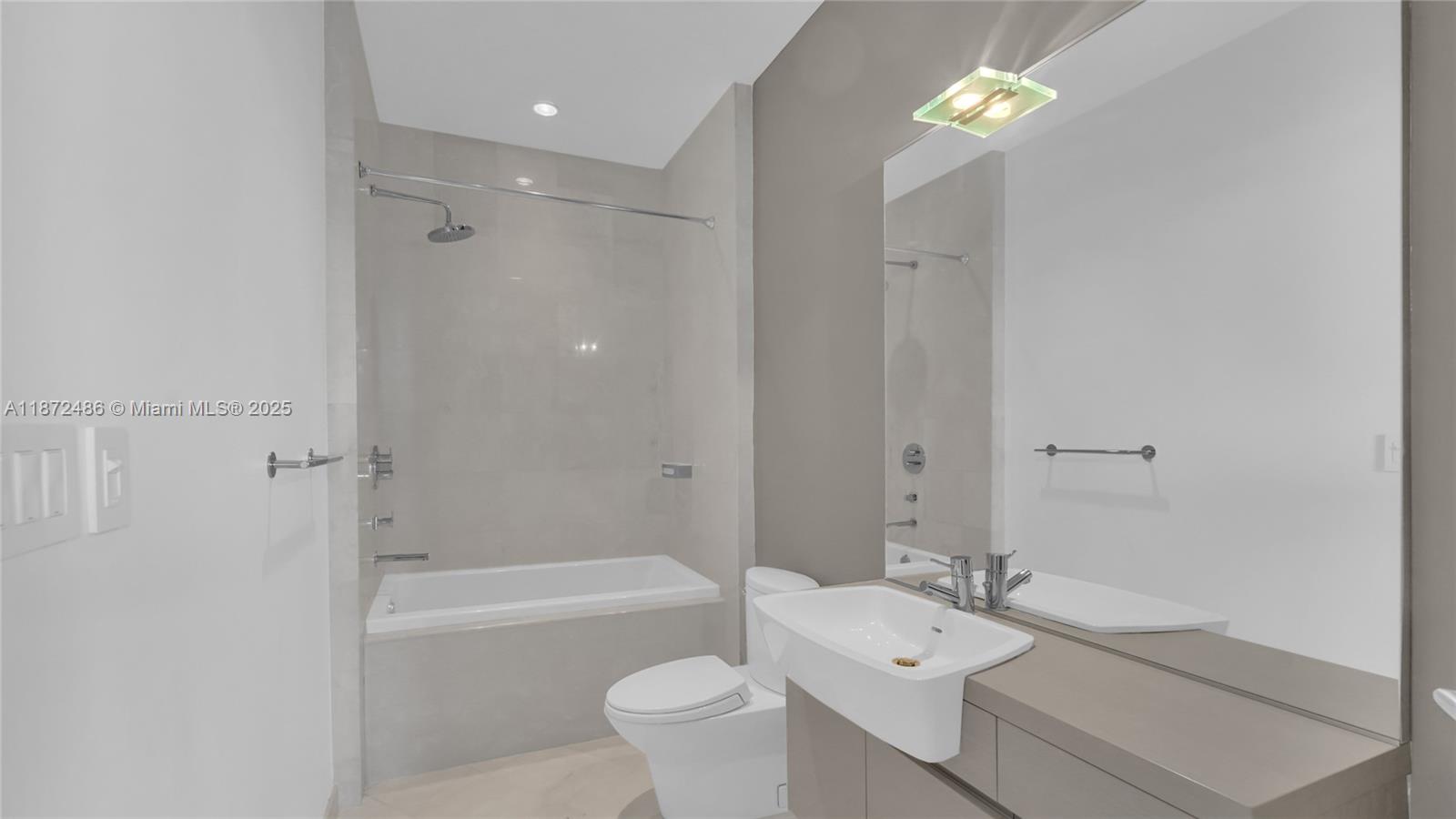 image Epic West Condo26