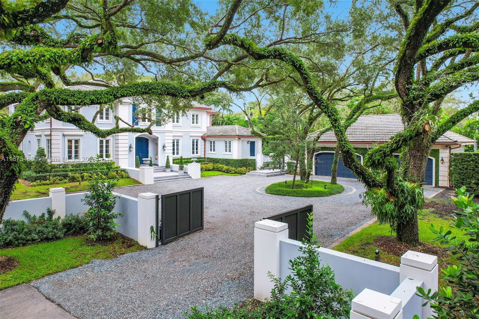 5400 Banyan Trl Coral Gables, FL 33156