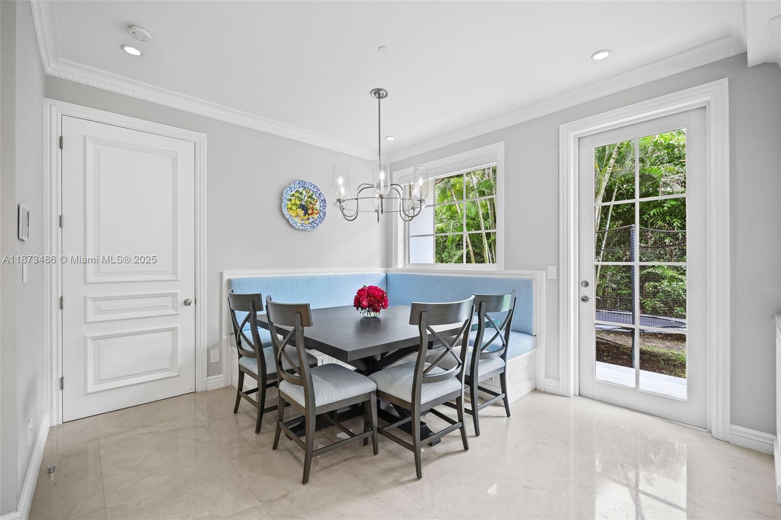 5400 Banyan Trl Coral Gables, FL 33156