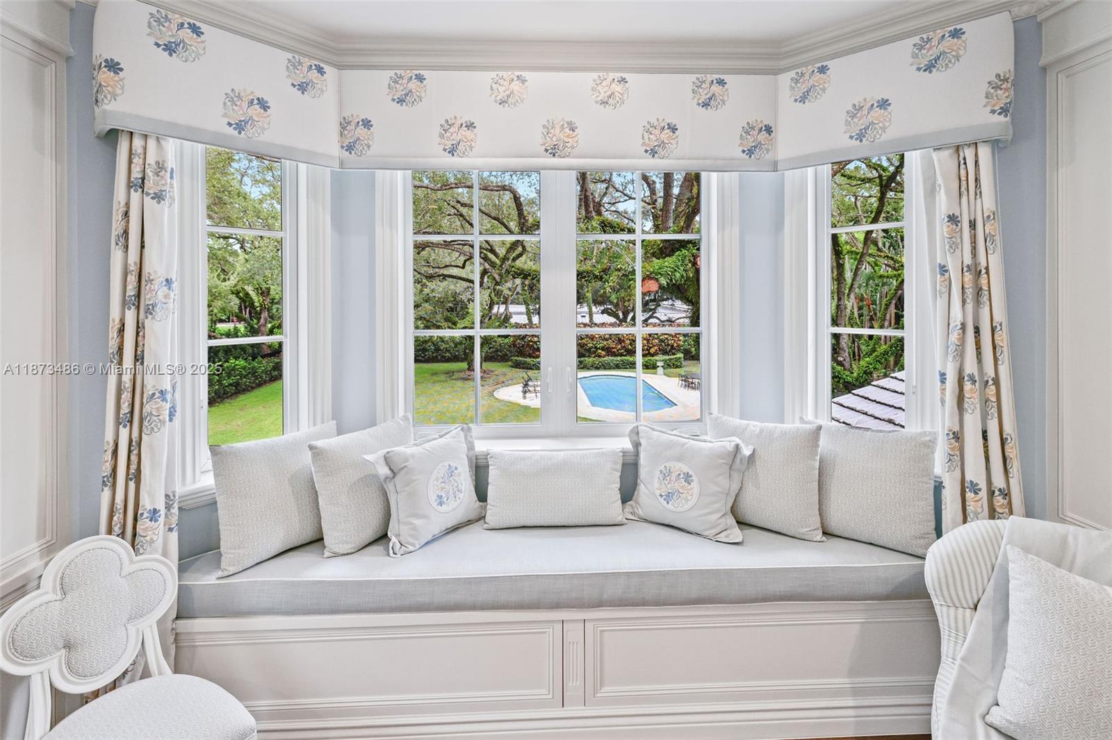 5400 Banyan Trl Coral Gables, FL 33156