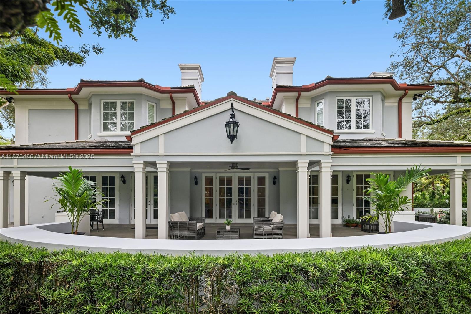 5400 Banyan Trl Coral Gables, FL 33156