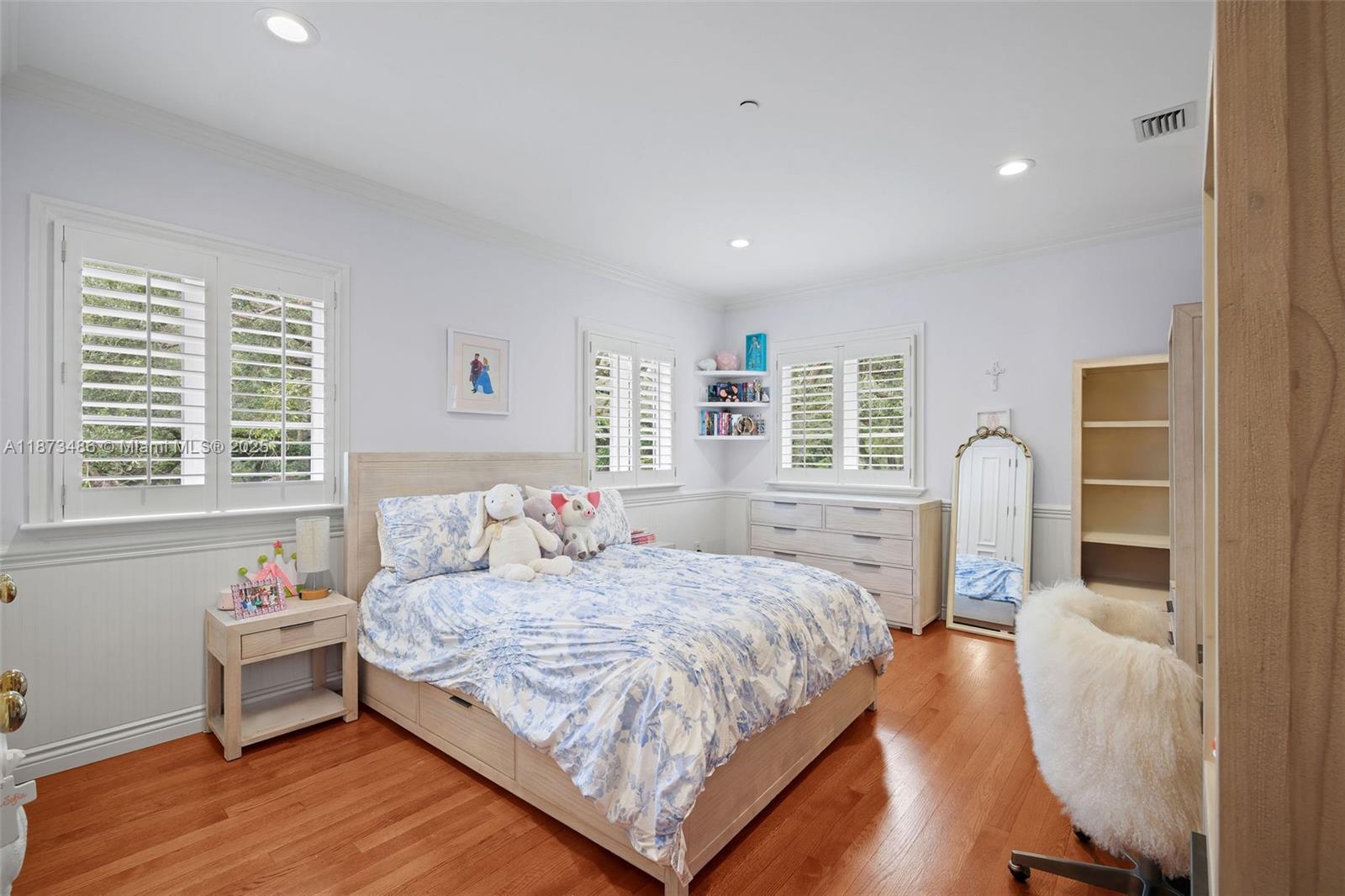 5400 Banyan Trl Coral Gables, FL 33156