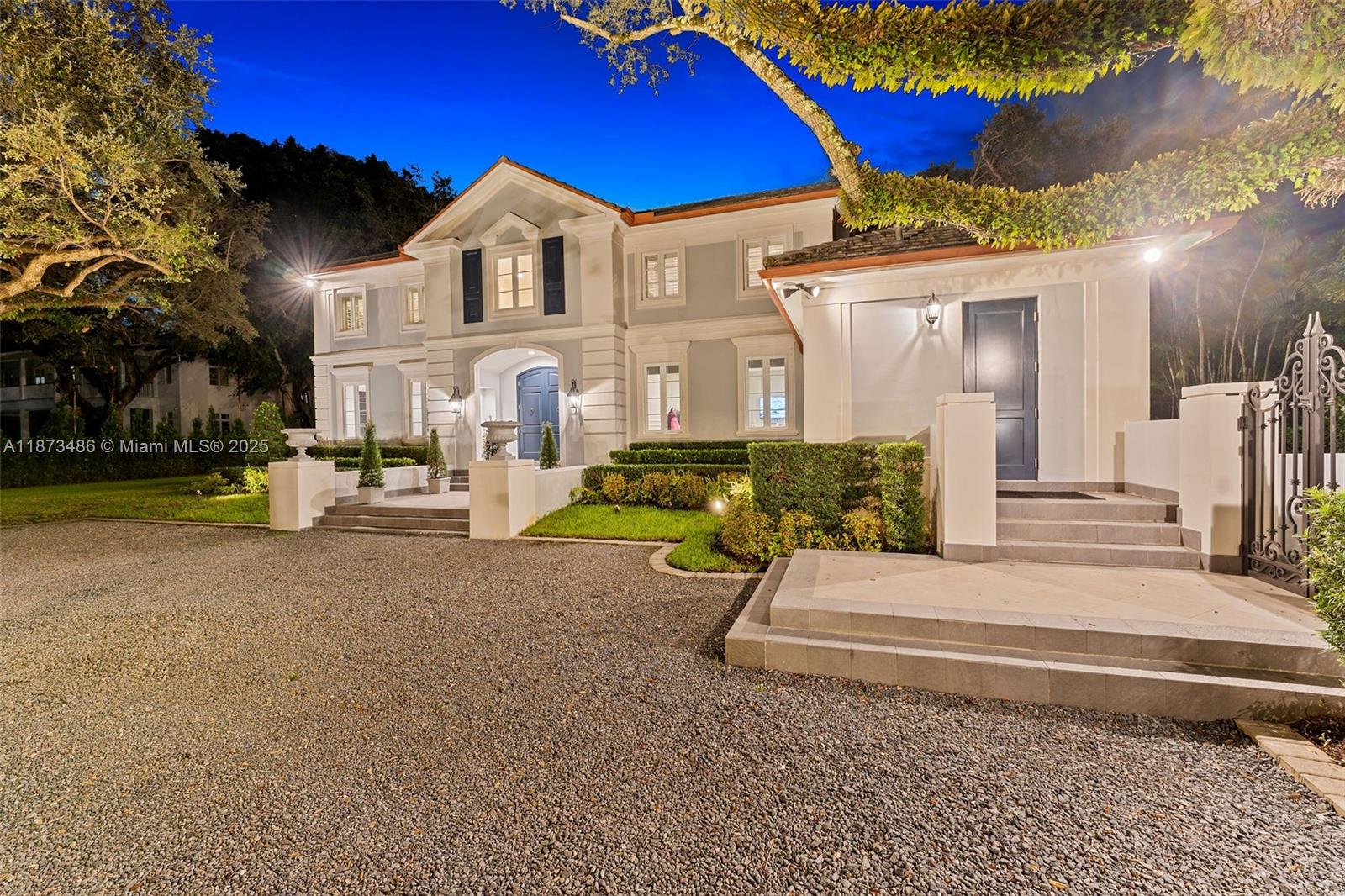 5400 Banyan Trl Coral Gables, FL 33156