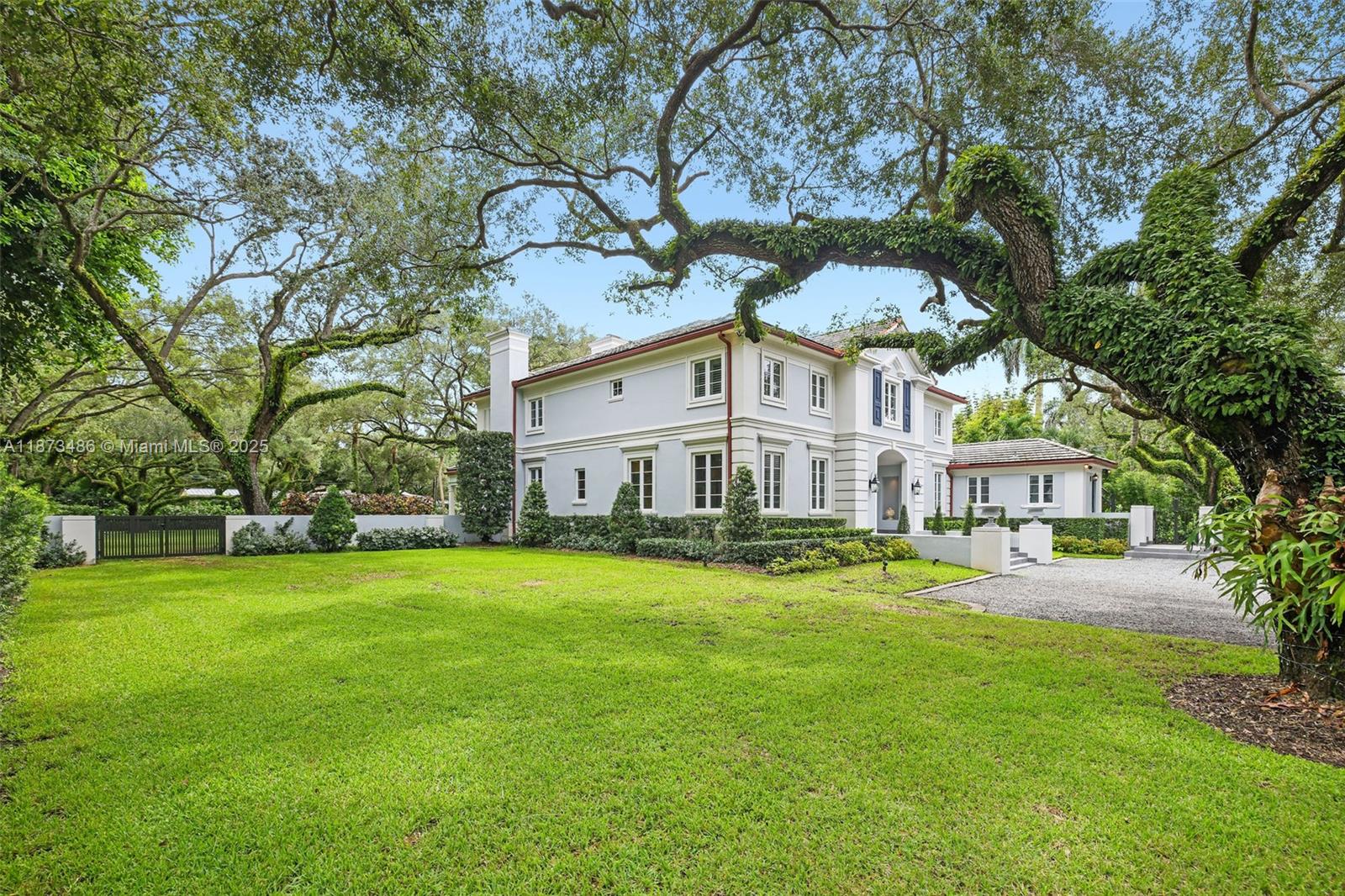 5400 Banyan Trl Coral Gables, FL 33156