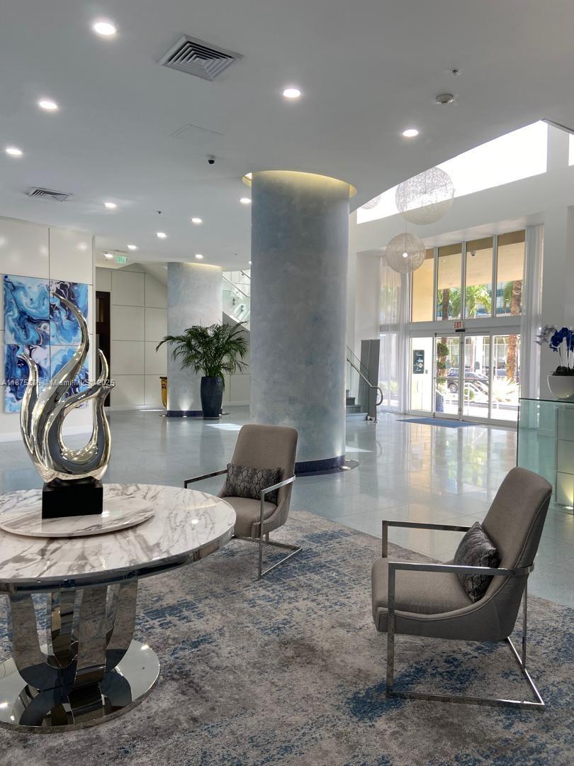 image Venture At Aventura East9