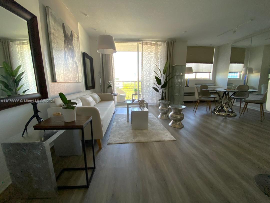 image Venture At Aventura East25