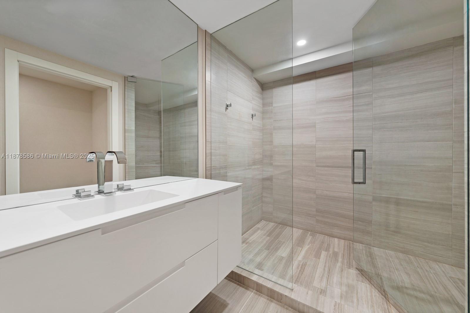 image Ritz Carlton Residences27