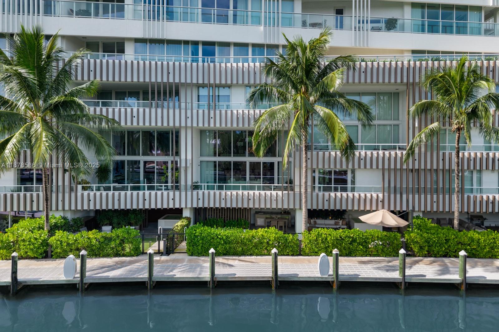 image Ritz Carlton Residences30