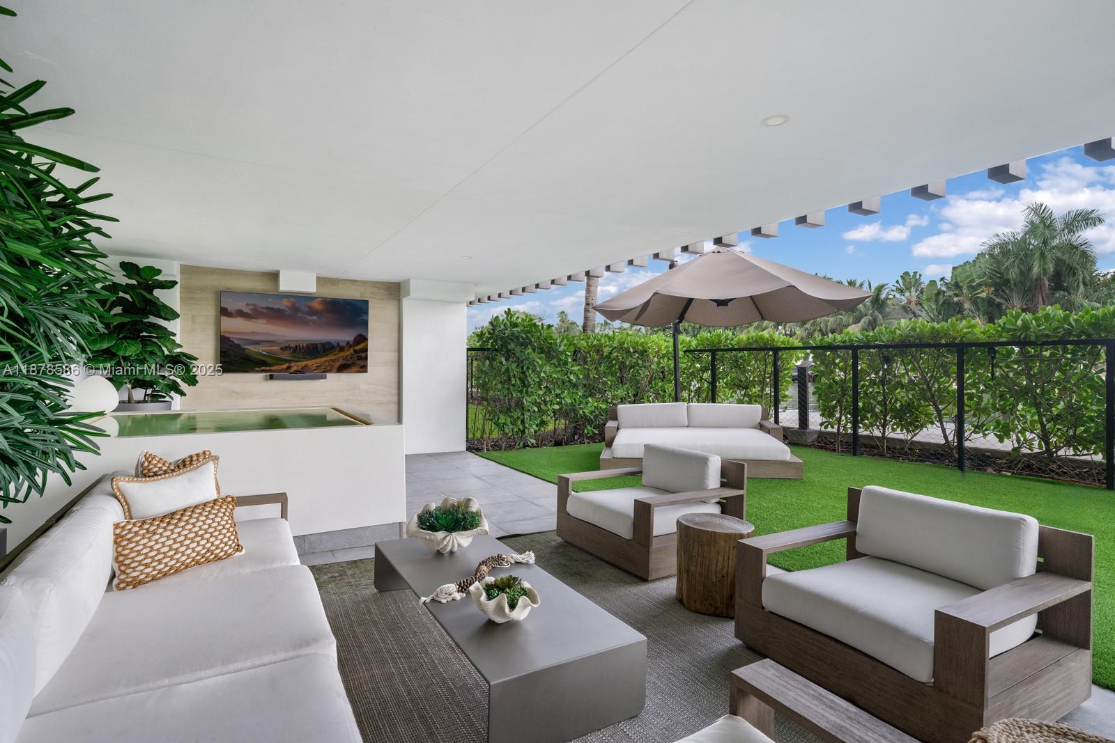 image Ritz Carlton Residences3