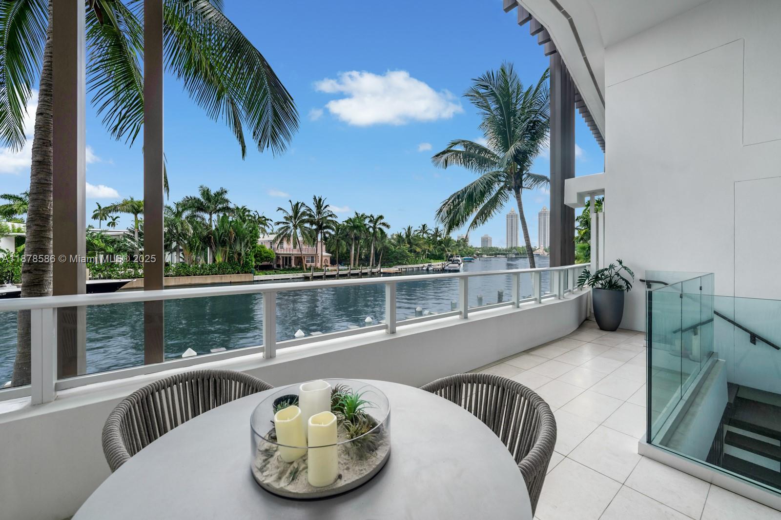 image Ritz Carlton Residences5