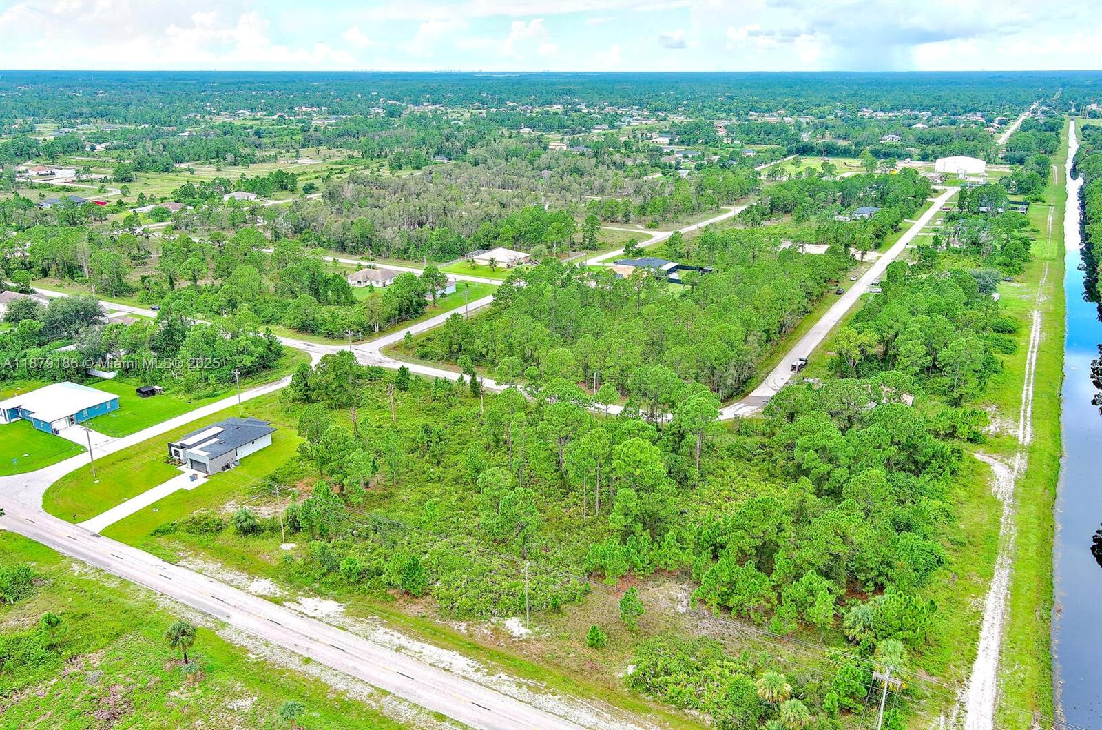 702 Eisenhower Blvd Lehigh Acres, FL 33974