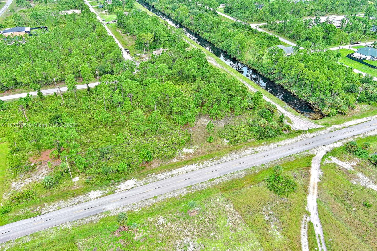 702 Eisenhower Blvd Lehigh Acres, FL 33974