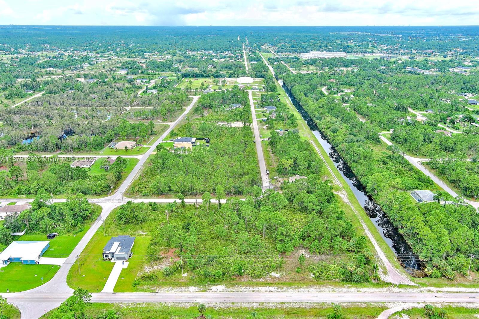 702 Eisenhower Blvd Lehigh Acres, FL 33974