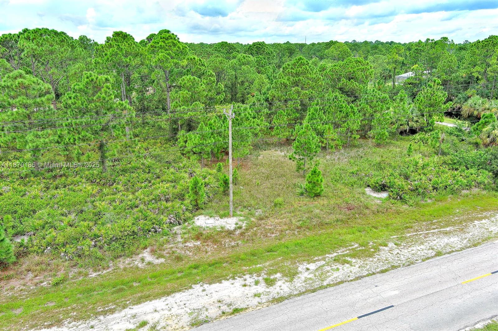 702 Eisenhower Blvd Lehigh Acres, FL 33974