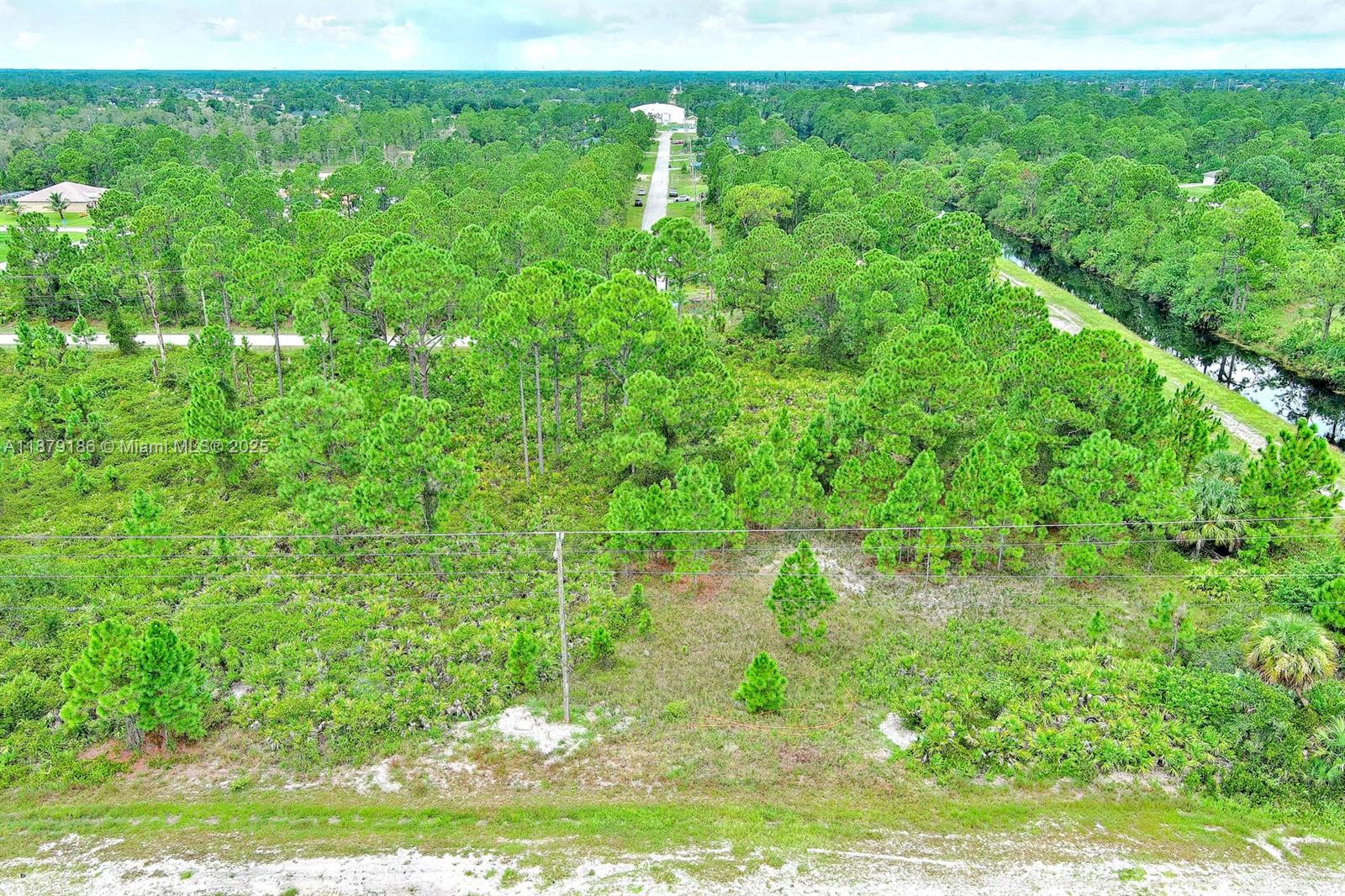 702 Eisenhower Blvd Lehigh Acres, FL 33974