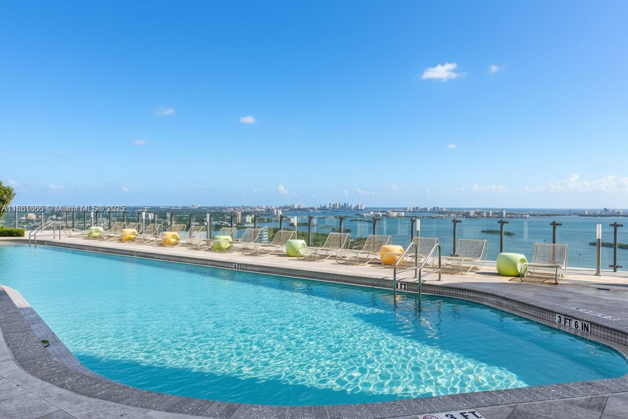 image Paraiso Bayviews Condo19