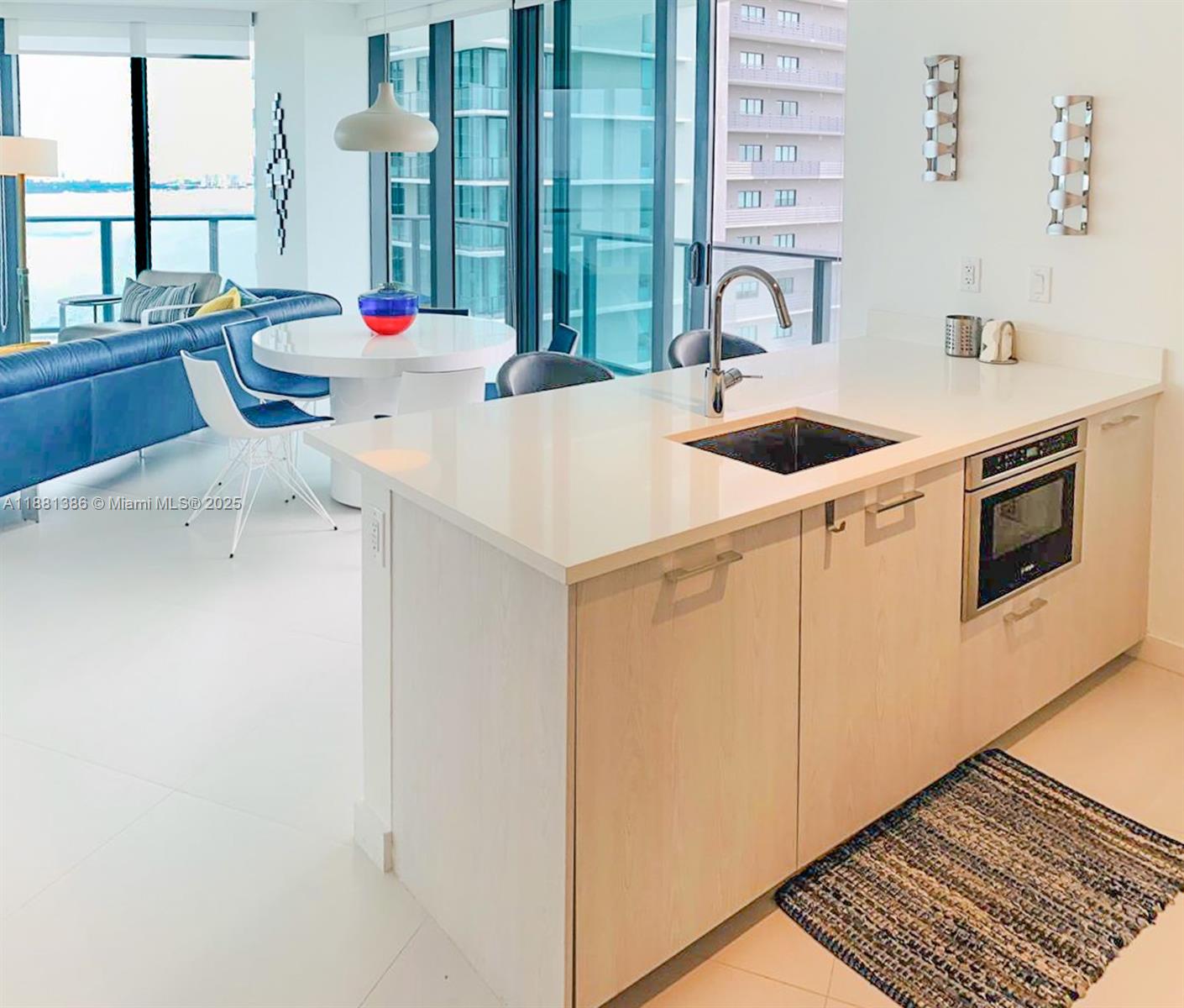 image Paraiso Bayviews Condo3