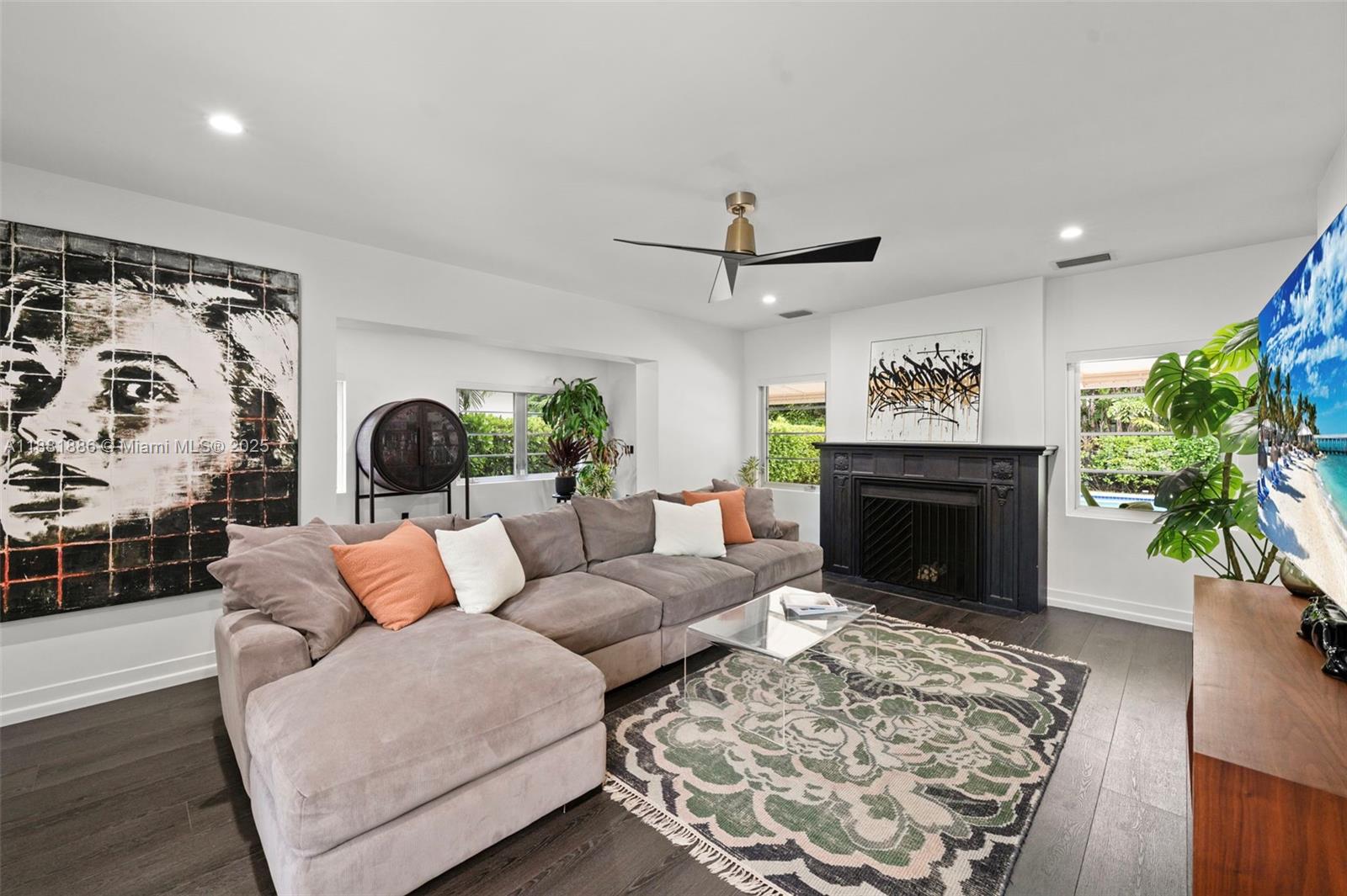 600 NE 55th Ter Miami, FL 33137 600 NE 55th Ter Miami, FL 33137