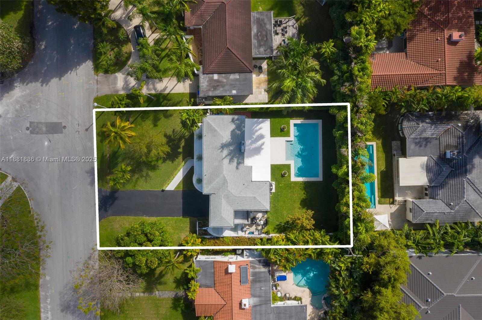 600 NE 55th Ter Miami, FL 33137 600 NE 55th Ter Miami, FL 33137