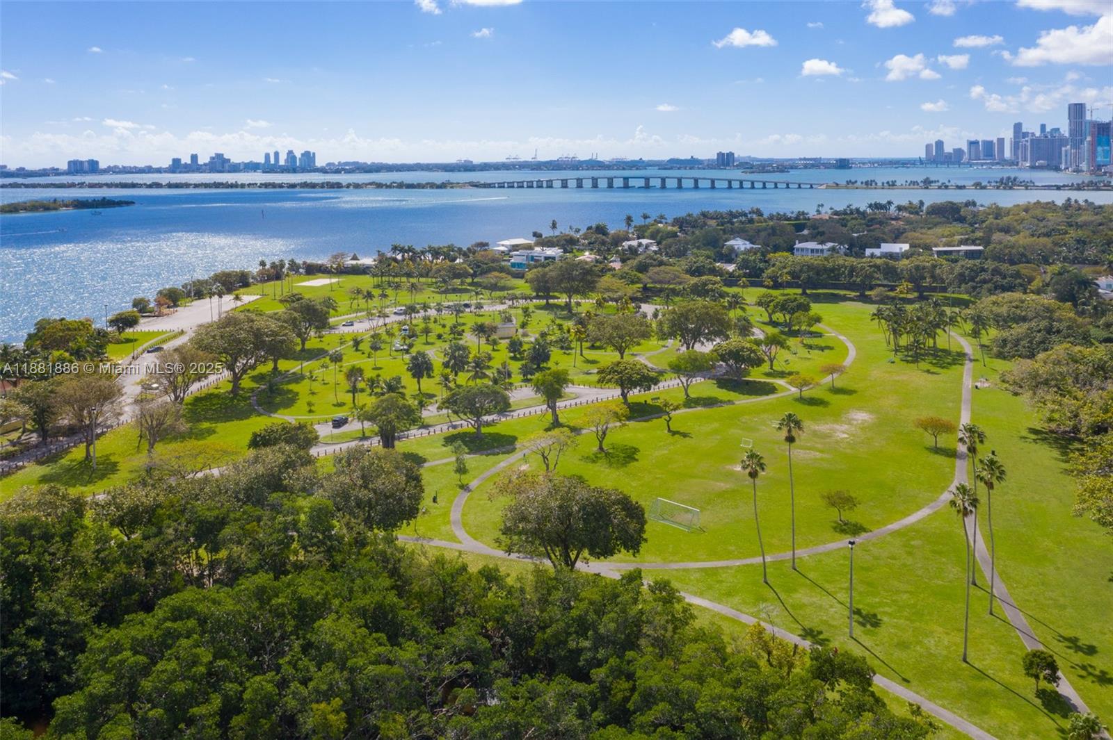 600 NE 55th Ter Miami, FL 33137 600 NE 55th Ter Miami, FL 33137