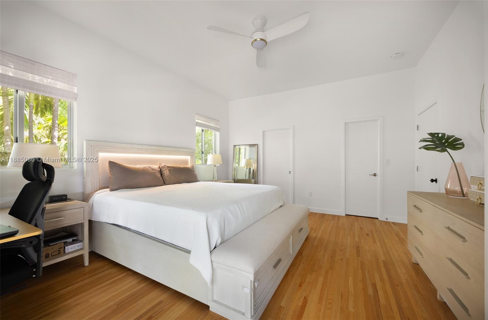 3894 Main Hwy Miami, FL 33133