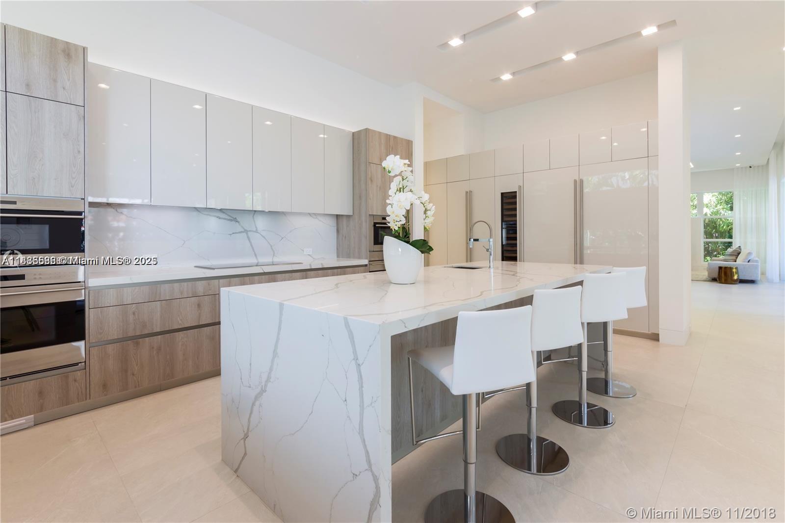 1261 99th St Bay Harbor Islands, FL 33154