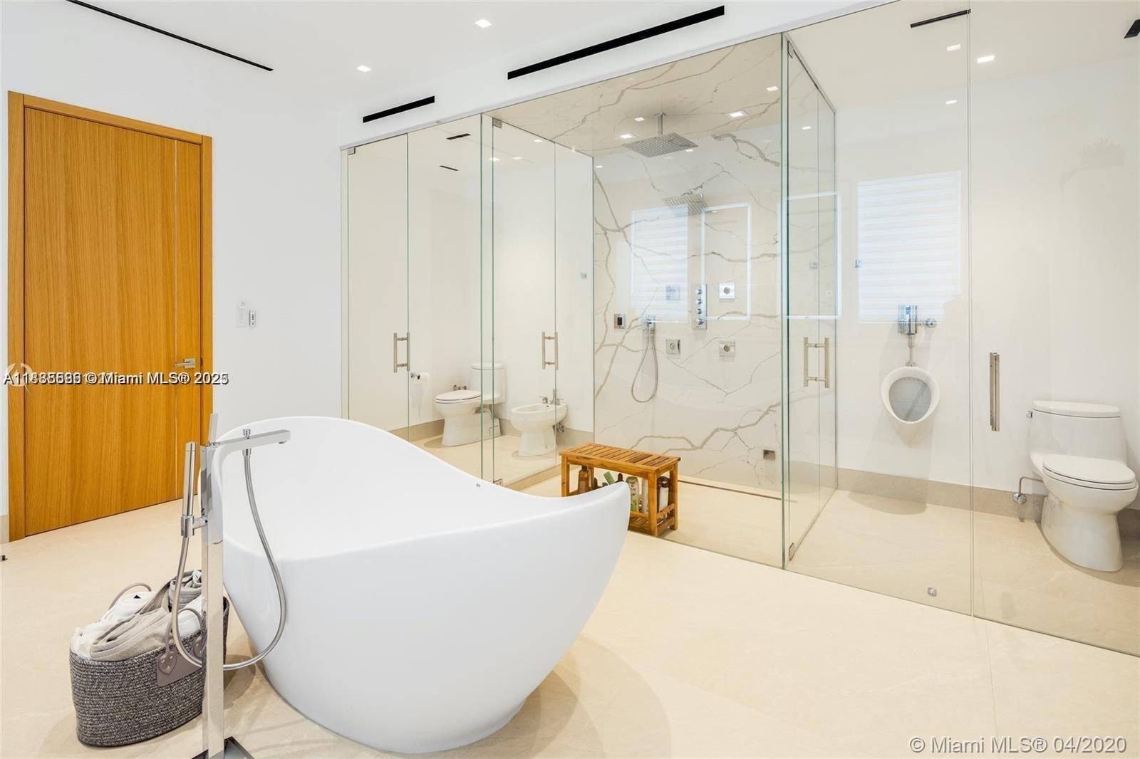 1261 99th St Bay Harbor Islands, FL 33154