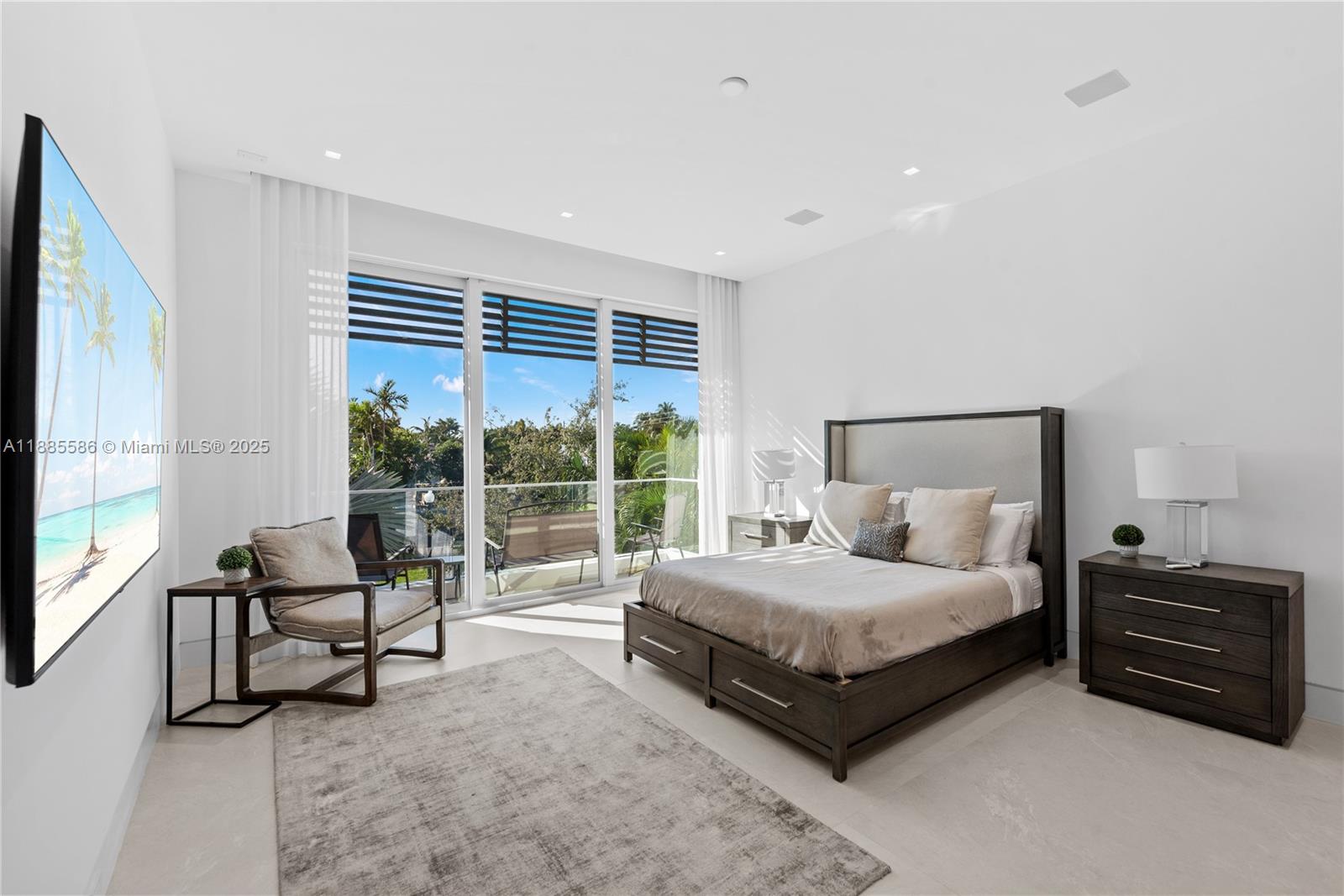 1261 99th St Bay Harbor Islands, FL 33154