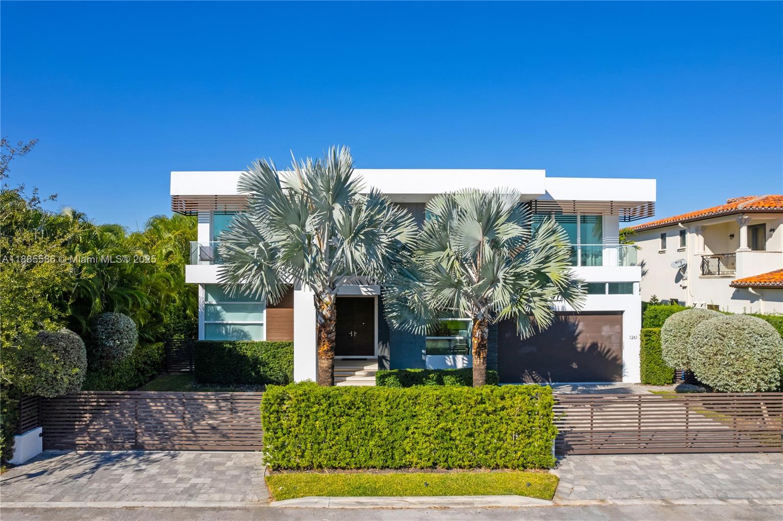 1261 99th St Bay Harbor Islands, FL 33154