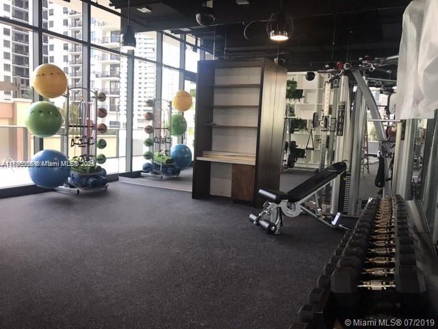 image Brickell Heights16